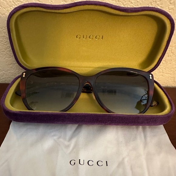 Gucci Sunglasses & Case - Picture 2 of 6